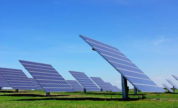 Mantenimiento de paneles solares IOT